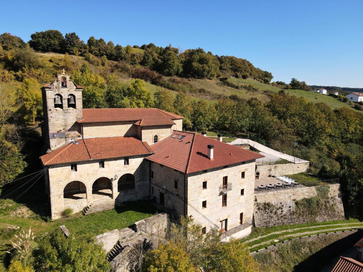 Palacio De Aralar Alta Familias Oskotz Exteriér fotografie